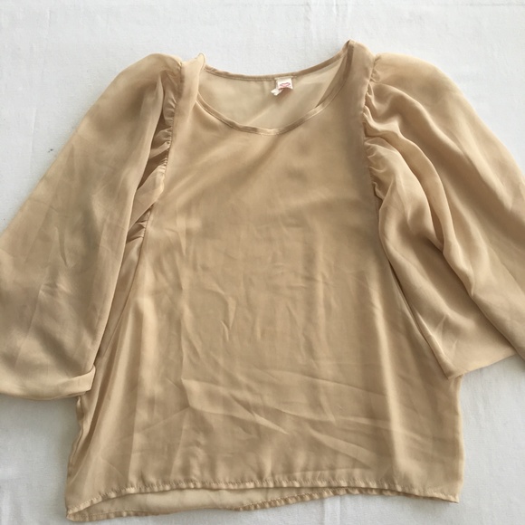 Chiffon Blouse - Picture 2 of 5